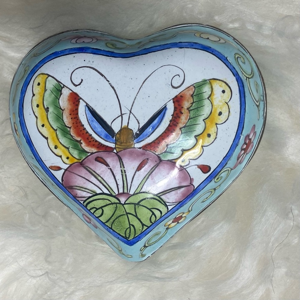 Enamel on copper heart shaped trinket box with painted butterfly & flowers. Used